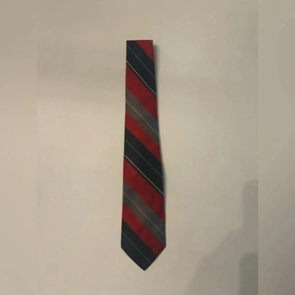 Stanley Korshak Men’s Striped Multicolored Tie